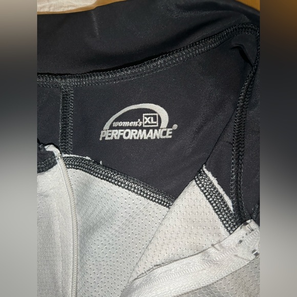 Cycling shirt by Performance and cycling socks women’s XL - Picture 2 of 6